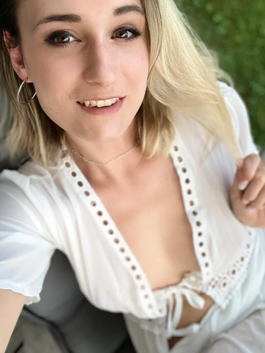 Melina May
